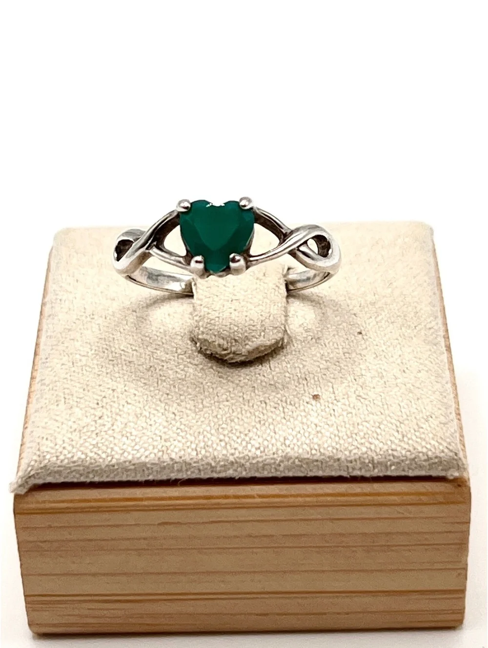 Vintage Shube’s Sterling Silver Green Onyx Heart Ring Size 6.5